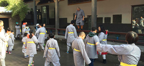 傳授正宗嵩山少林寺武術(shù)