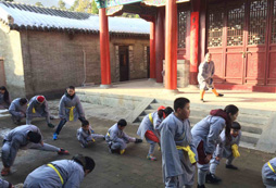 學習正宗少林武術(shù)基本功
