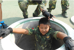 青少年軍事夏令營活動(dòng)能鍛煉孩子那些能力