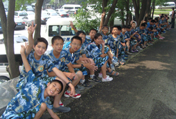 我們一起出去游玩