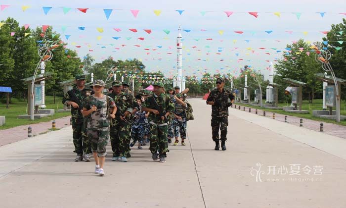 青少年軍事給我的精彩體驗(yàn)