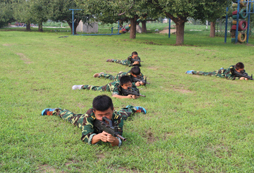 軍事夏令營是青少年素質教育的重要途徑