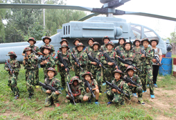  真實的青少年軍事夏令營特種兵訓練！