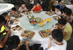 每天的飲食都是經(jīng)過合理搭配