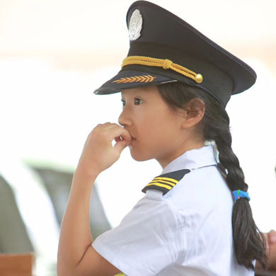 少年獵鷹助孩子開啟一段神奇的旅程