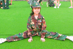 上饒八一軍事夏令營八大課程磨礪孩子