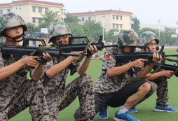 蘇州軍事夏令營讓孩子全面發(fā)展