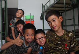 泰安軍事夏令營(yíng)能讓孩子有什么改變？