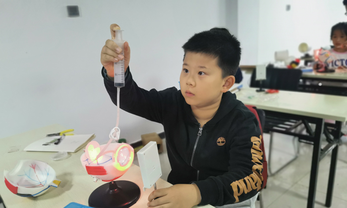 探索發(fā)現(xiàn)夏令營(yíng)有哪些