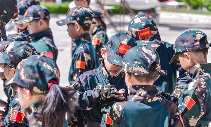 天津去哪里的軍訓夏令營好