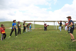 熱愛(ài)體育的你快來(lái)高爾夫夏令營(yíng)一展身手吧！