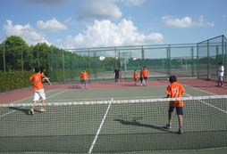 網(wǎng)球夏令營改變了我對運動的看法