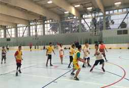  如何提升籃球技術(shù)？不妨參加武漢體育夏令營(yíng)