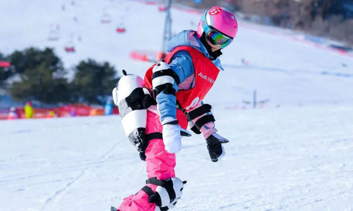 東北滑雪體育冬令營價(jià)格