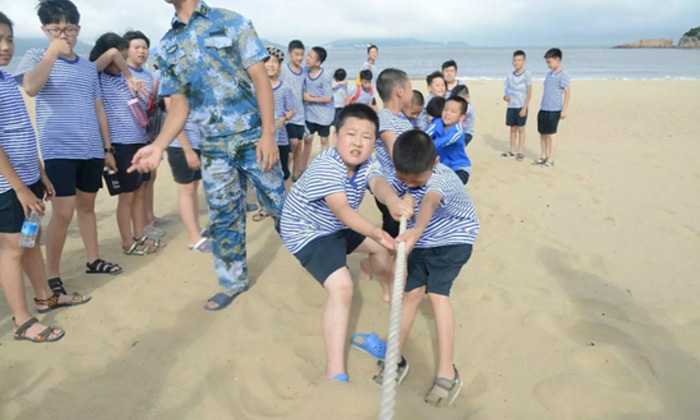 戶外拔河
