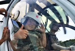 飛機上的學員