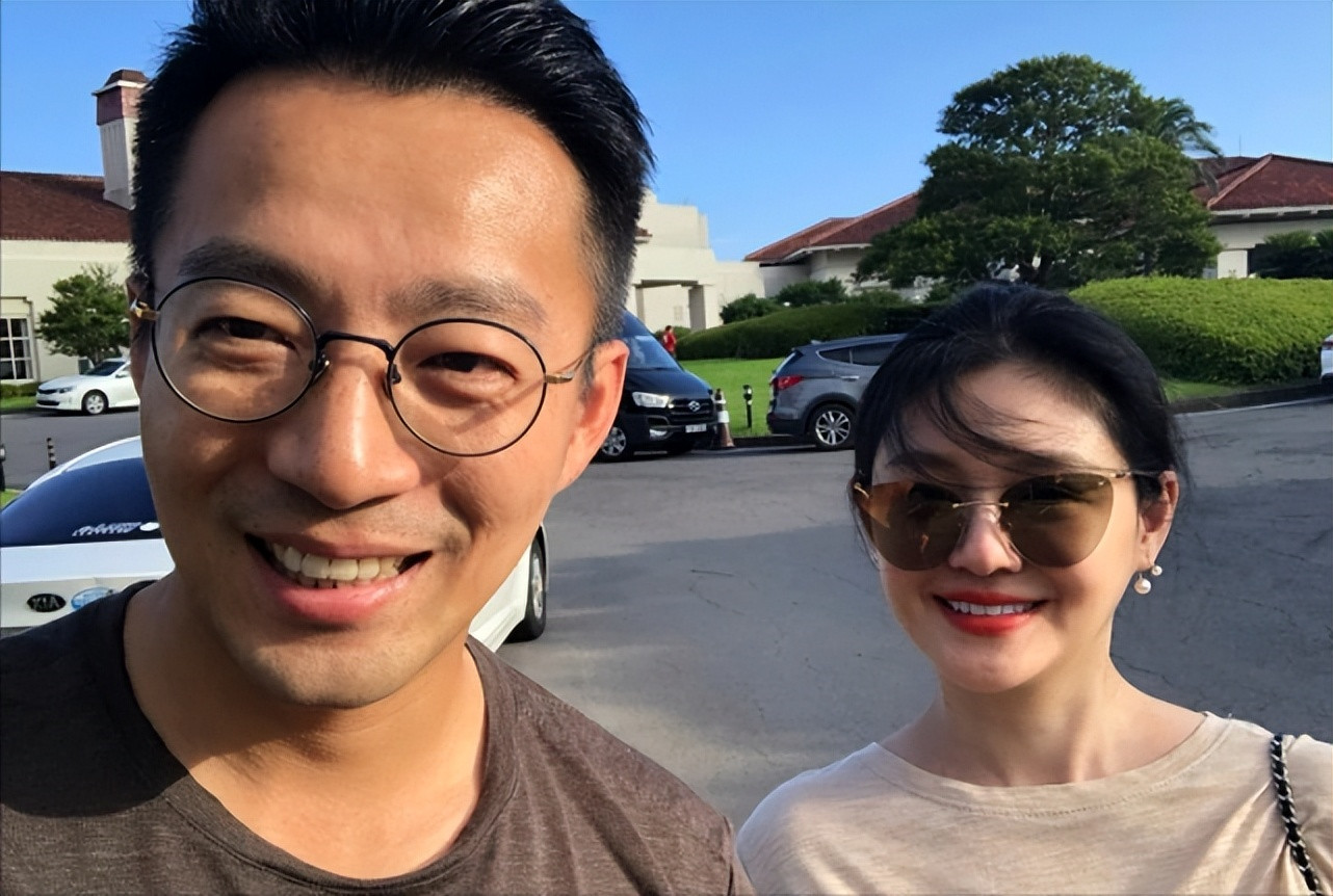 汪小菲痛罵小S，隔空喊話想要孩子撫養(yǎng)權(quán)，大小S教育不好孩子？