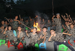 為什么推薦軍事拓展夏令營(yíng)