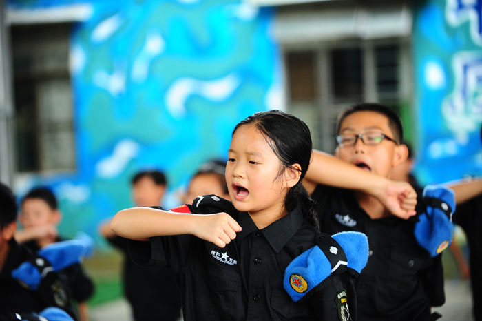 2021孩子參加拓展夏令營的好處有哪些？.jpg