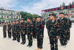 鐵血虎賁特訓(xùn)營(yíng)圓孩子軍人夢(mèng)想