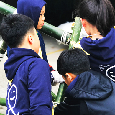 家長(zhǎng)應(yīng)該怎么選擇合適的萬(wàn)寧夏令營(yíng)？