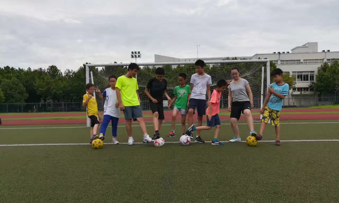 讓孩子參加體育夏令營有哪些注意事項