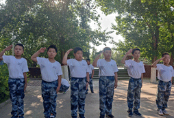 濰坊小學(xué)生夏令營(yíng)要多少錢(qián)？