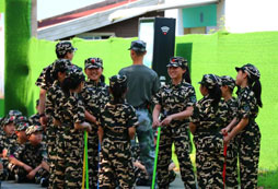 參加威海軍事夏令營費用是多少？
