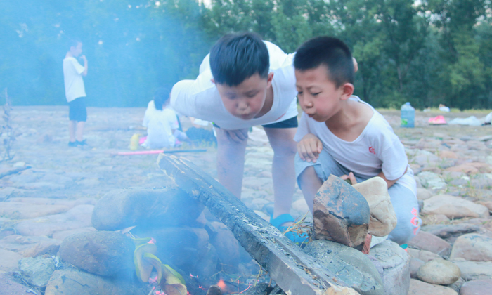 威寧研學(xué)夏令營(yíng).jpg