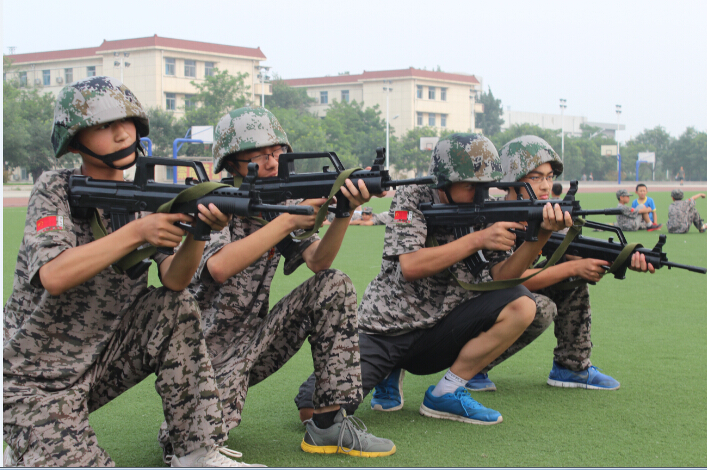 八一軍事夏令營