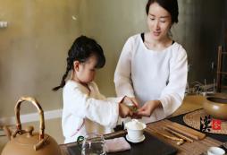  國學(xué)文化夏令營提升青少年的國學(xué)修養(yǎng)