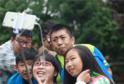 暢游迪斯尼，暑期文化夏令營圓孩子們童話夢(mèng)