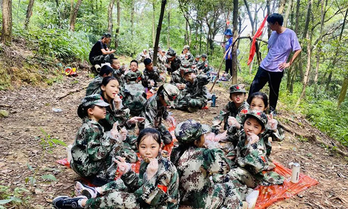 溫州軍事夏令營價(jià)格