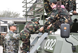 溫州軍事夏令營(yíng)有哪些精彩內(nèi)容？