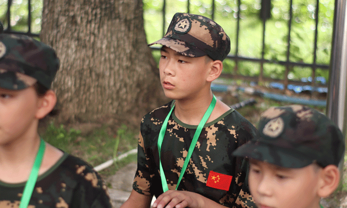 刻苦訓(xùn)練，磨煉意志