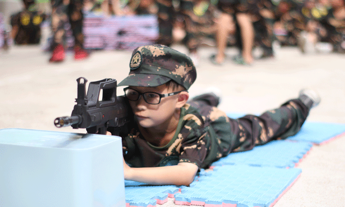 瞄準(zhǔn)，射擊