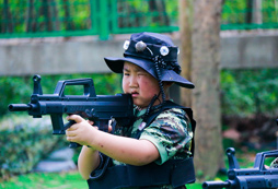 武漢軍事夏令營報名費用是多少