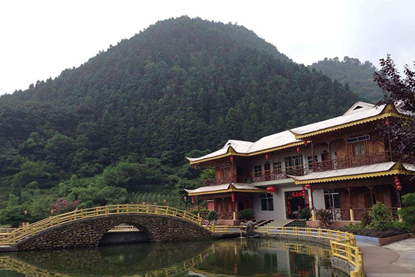 武漢龍泉山莊拓展基地