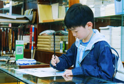 武漢有軍事夏令營(yíng)嗎？