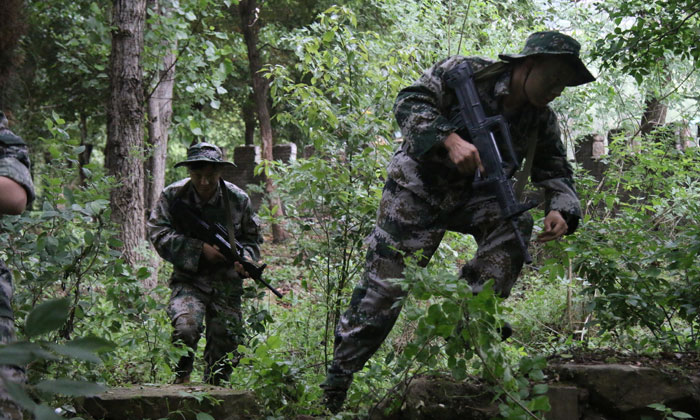 武漢軍事夏令營課程
