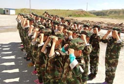 武漢軍事拓展夏令營(yíng)開營(yíng)第一天有什么行程安排