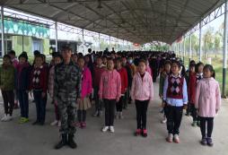 參加武漢軍事夏令營(yíng)的意義