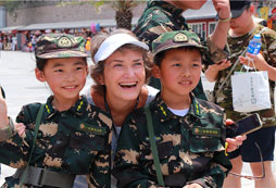 蕪湖軍訓(xùn)夏令營讓你更加自信!