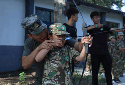 烏魯木齊軍事拓展夏令營(yíng)有什么樣收獲？