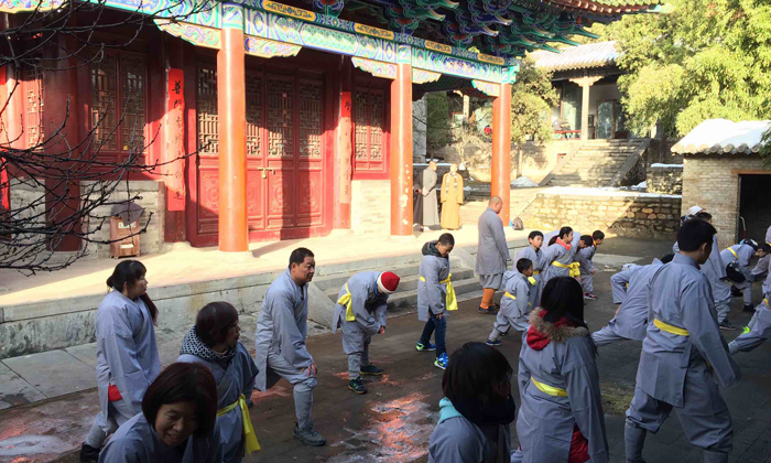中小學(xué)生參加少林寺禪武夏令營的意義.jpg