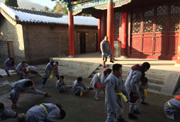 怎么給我們的孩子選擇國內(nèi)最好的武術(shù)夏令營？