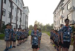 前往湖州參加武術(shù)夏令營(yíng)