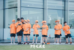 操控無人機