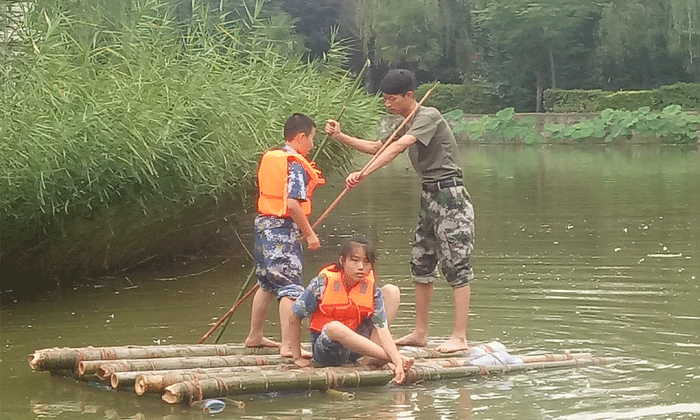 竹筏漂流體驗