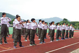 上海西點軍事夏令營會帶給孩子什么樣的收益？